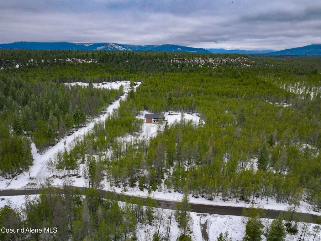 252 Doc Holliday Drive Spirit Lake ID 83869