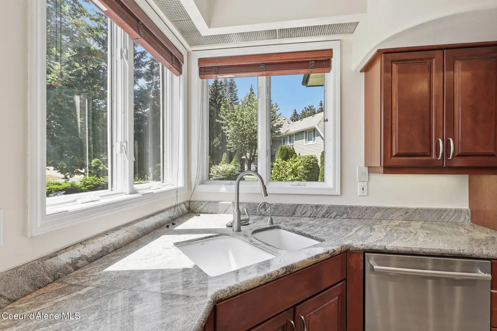 4790 E Inverness Drive Post Falls ID 83854
