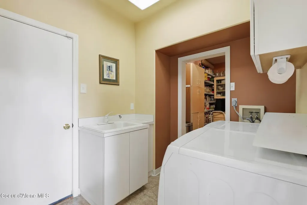 4790 E Inverness Drive Post Falls ID 83854