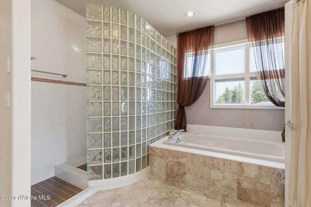 4790 E Inverness Drive Post Falls ID 83854
