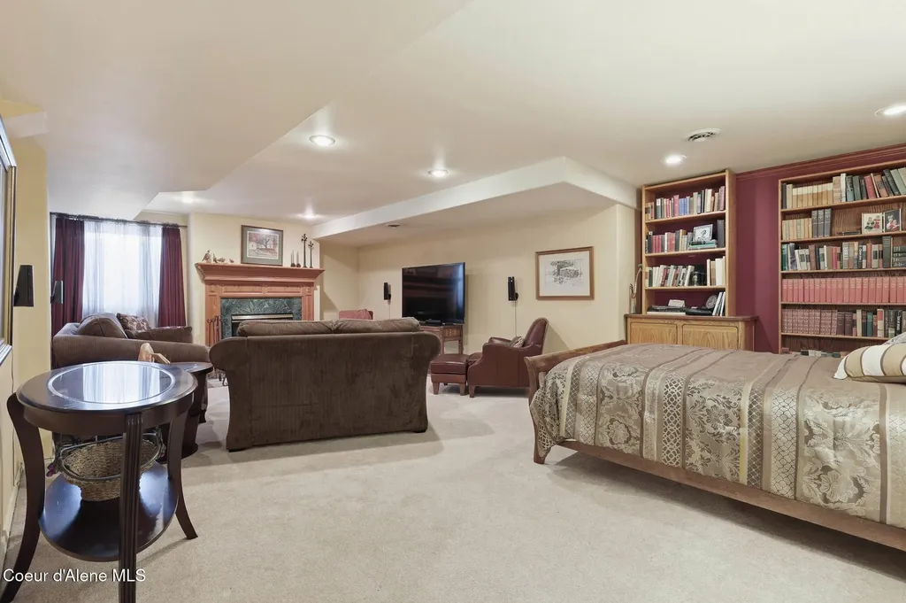 4790 E Inverness Drive Post Falls ID 83854