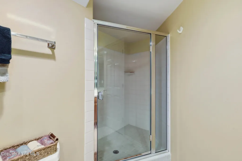 4790 E Inverness Drive Post Falls ID 83854