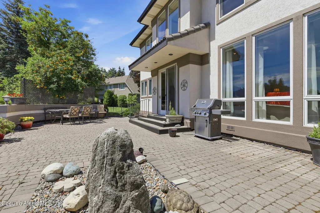 4790 E Inverness Drive Post Falls ID 83854