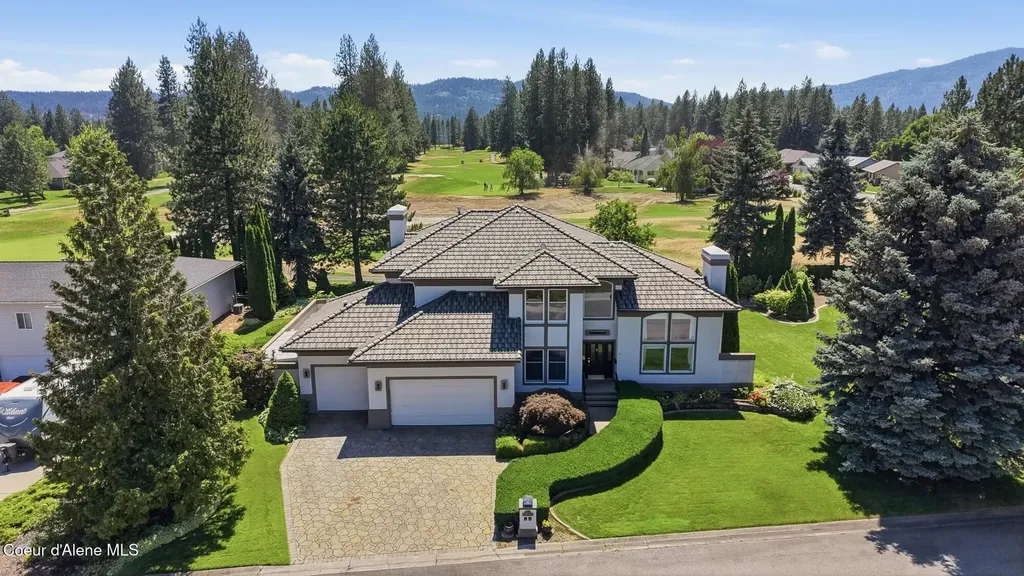 4790 E Inverness Drive Post Falls ID 83854