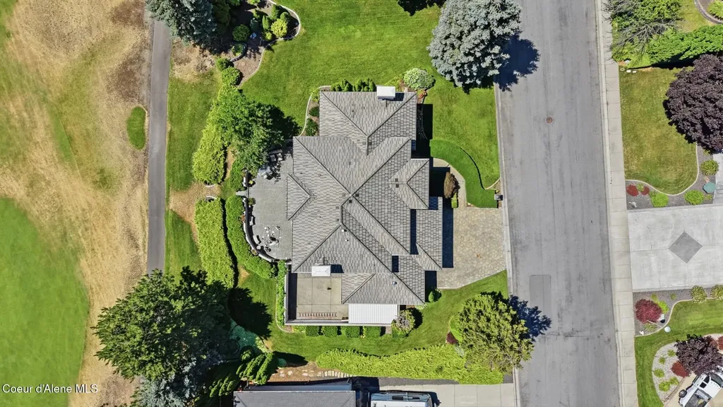 4790 E Inverness Drive Post Falls ID 83854