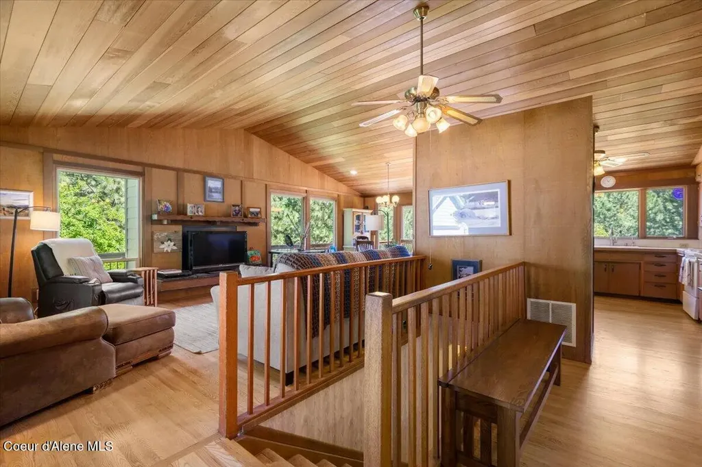 7270 N Mulholland Drive Dalton Gardens ID 83815