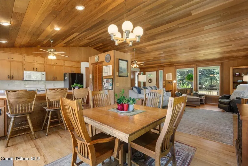 7270 N Mulholland Drive Dalton Gardens ID 83815