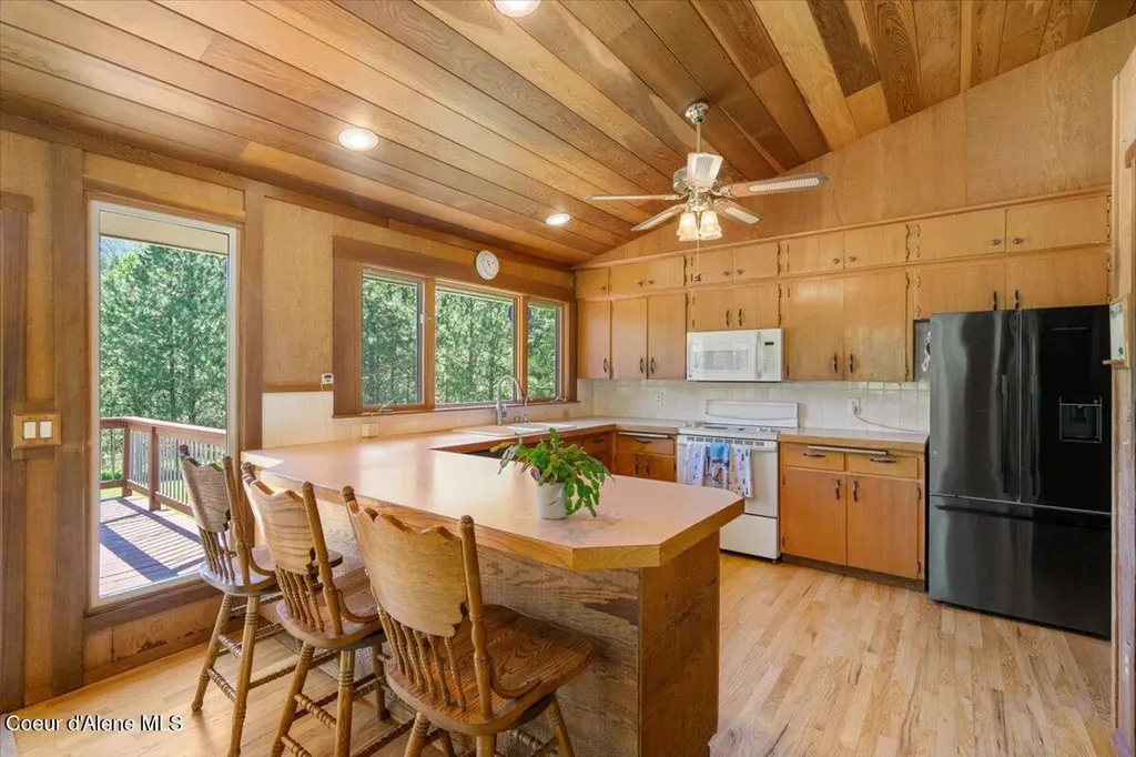 7270 N Mulholland Drive Dalton Gardens ID 83815