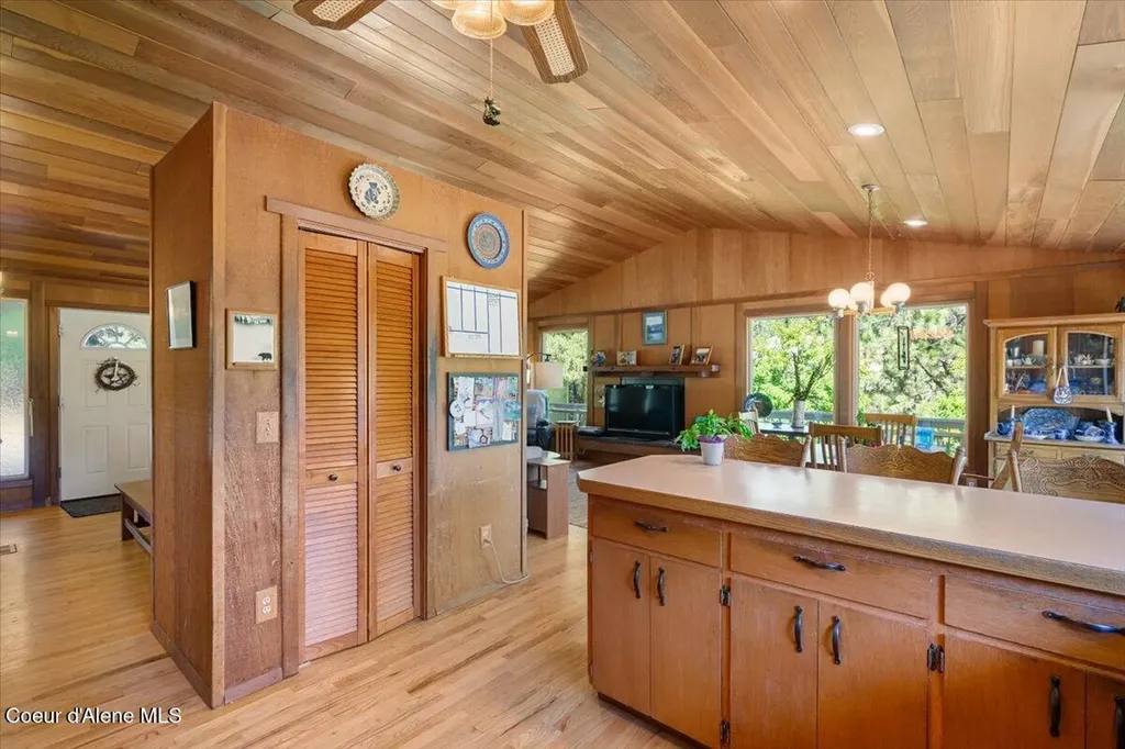 7270 N Mulholland Drive Dalton Gardens ID 83815