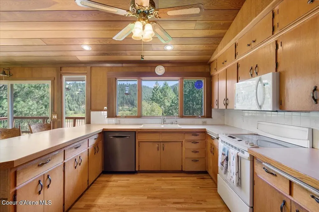 7270 N Mulholland Drive Dalton Gardens ID 83815