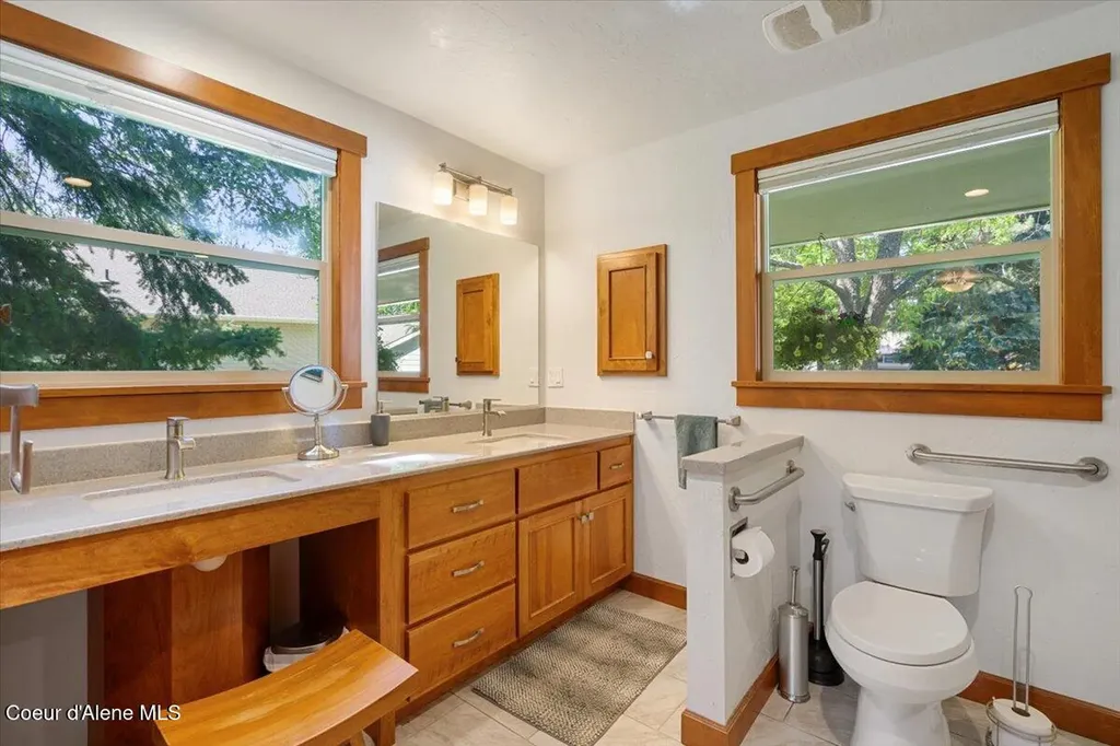 7270 N Mulholland Drive Dalton Gardens ID 83815
