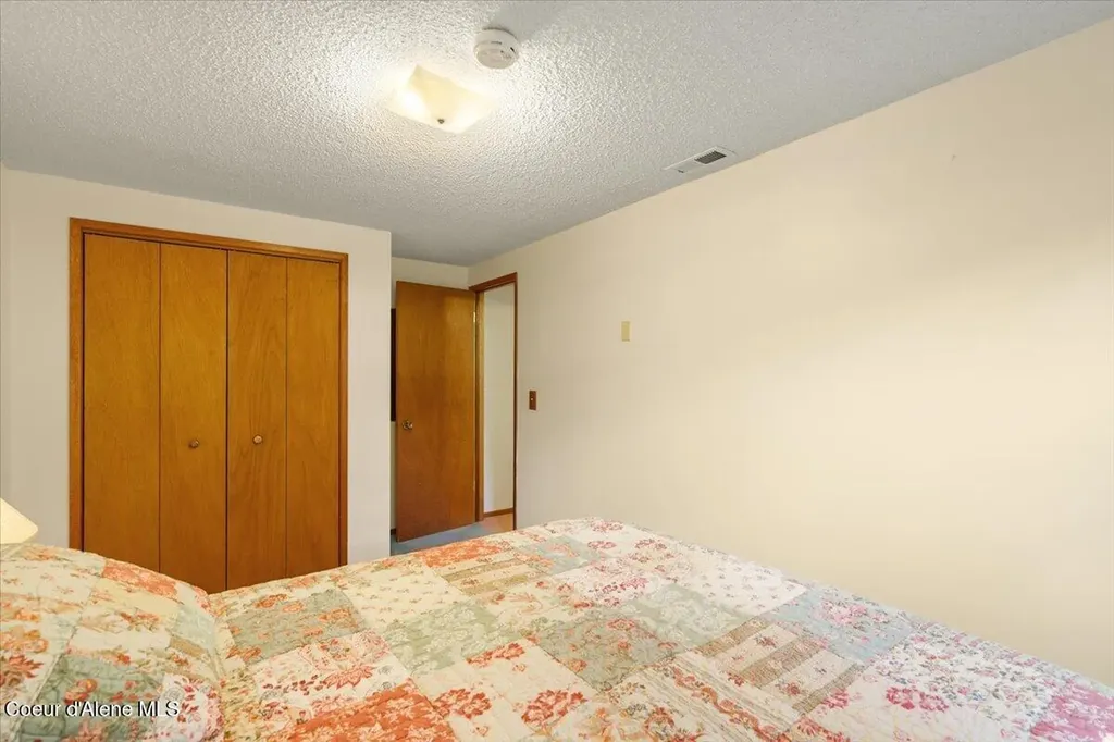 7270 N Mulholland Drive Dalton Gardens ID 83815