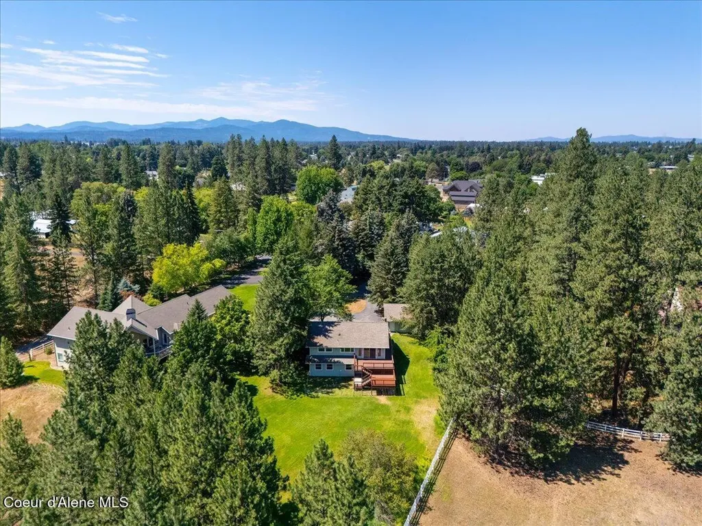 7270 N Mulholland Drive Dalton Gardens ID 83815