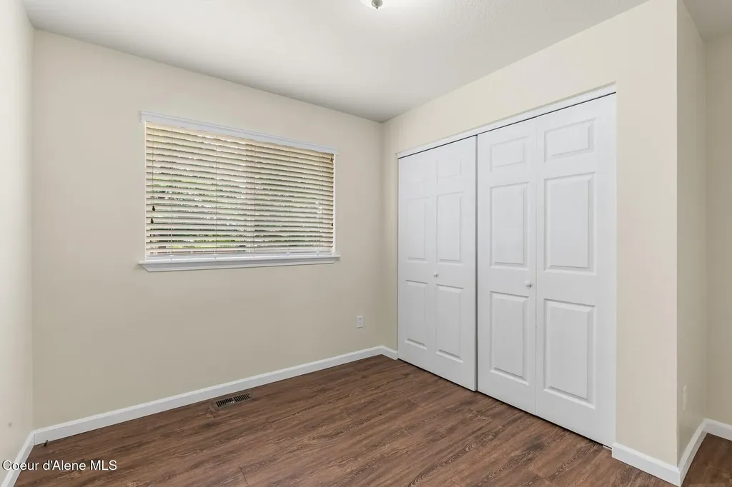 2570 N Sparrow Lp Post Falls ID 83854