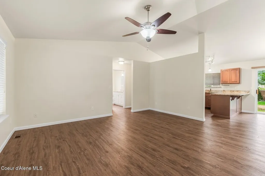 2570 N Sparrow Lp Post Falls ID 83854