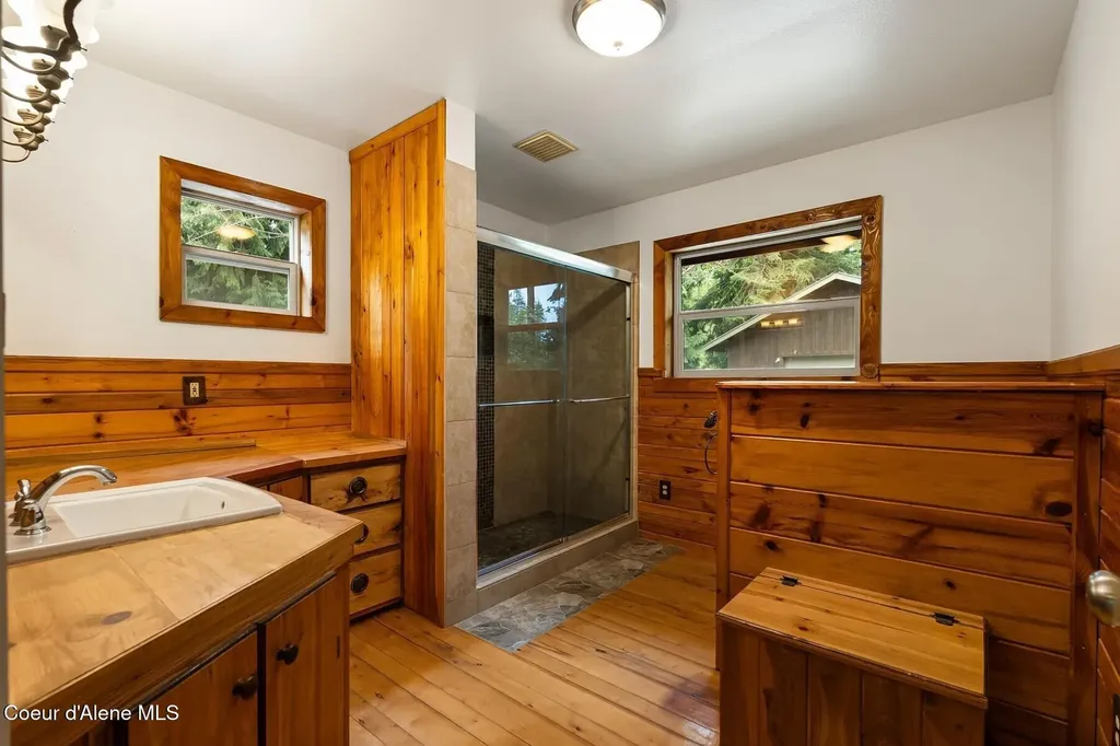 279 Tower Road Naples ID 83847