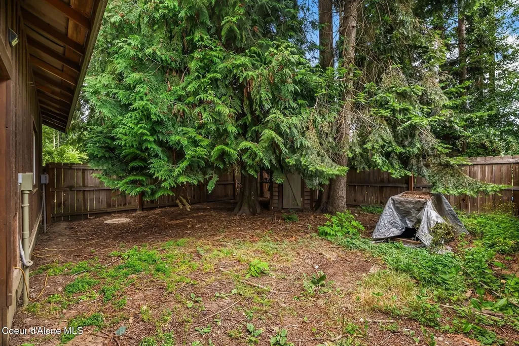 279 Tower Road Naples ID 83847