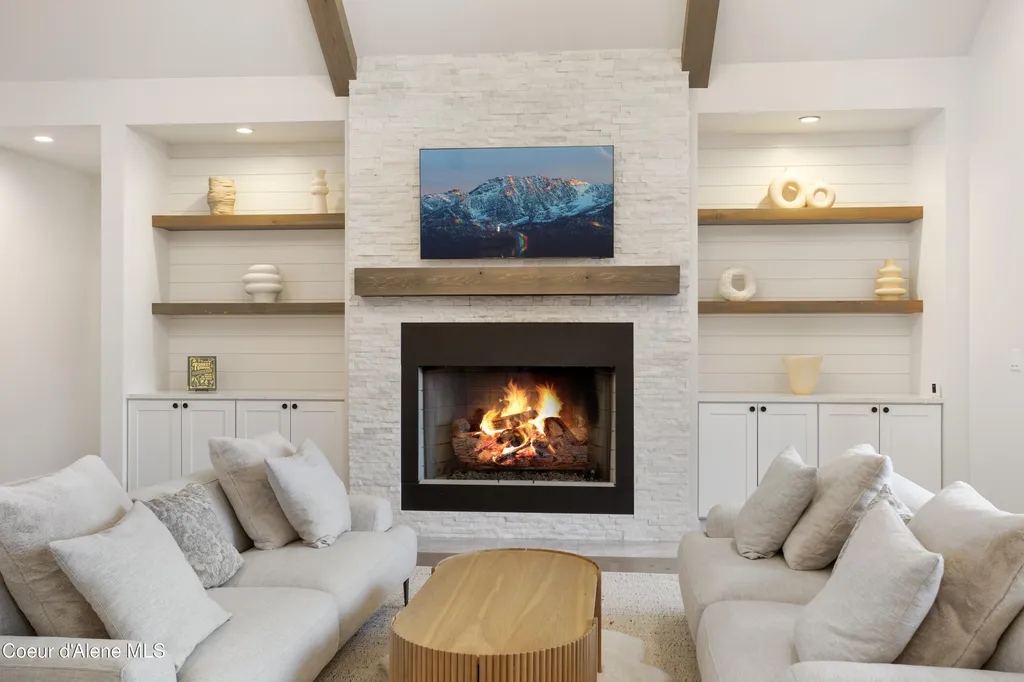 227 Mesa Drive Athol ID 83801