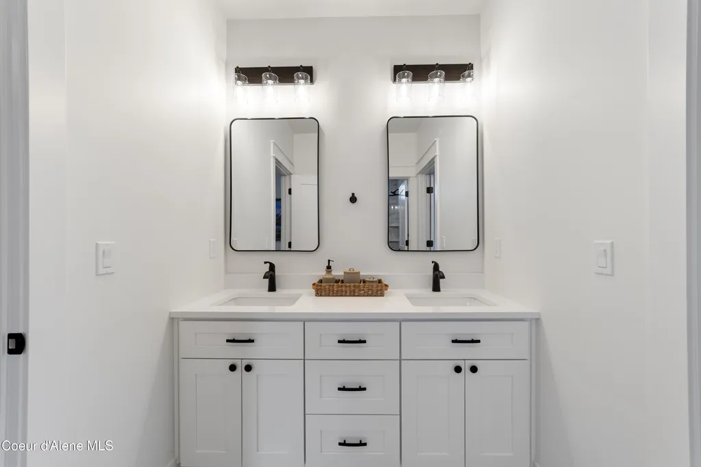 227 Mesa Drive Athol ID 83801