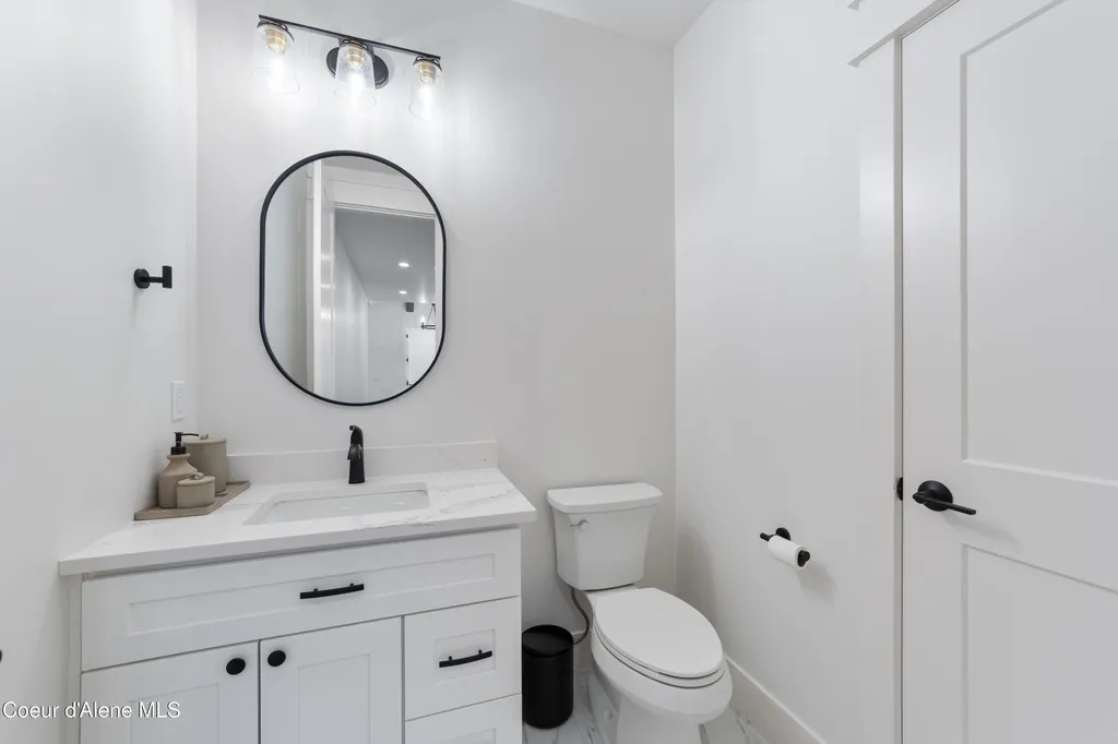 227 Mesa Drive Athol ID 83801