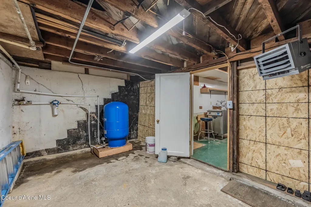 22090 S Highway 3 Cataldo ID 83810