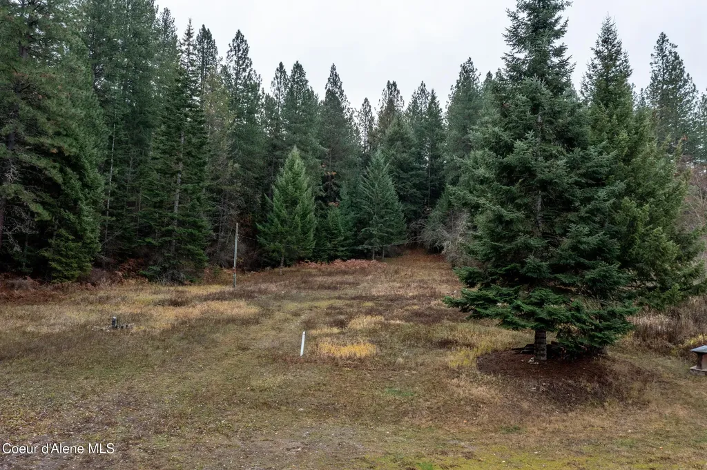 22090 S Highway 3 Cataldo ID 83810