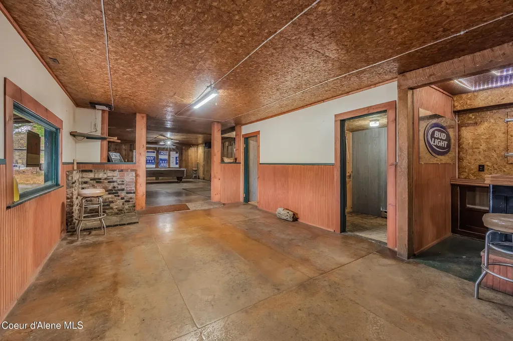 22090 S Highway 3 Cataldo ID 83810