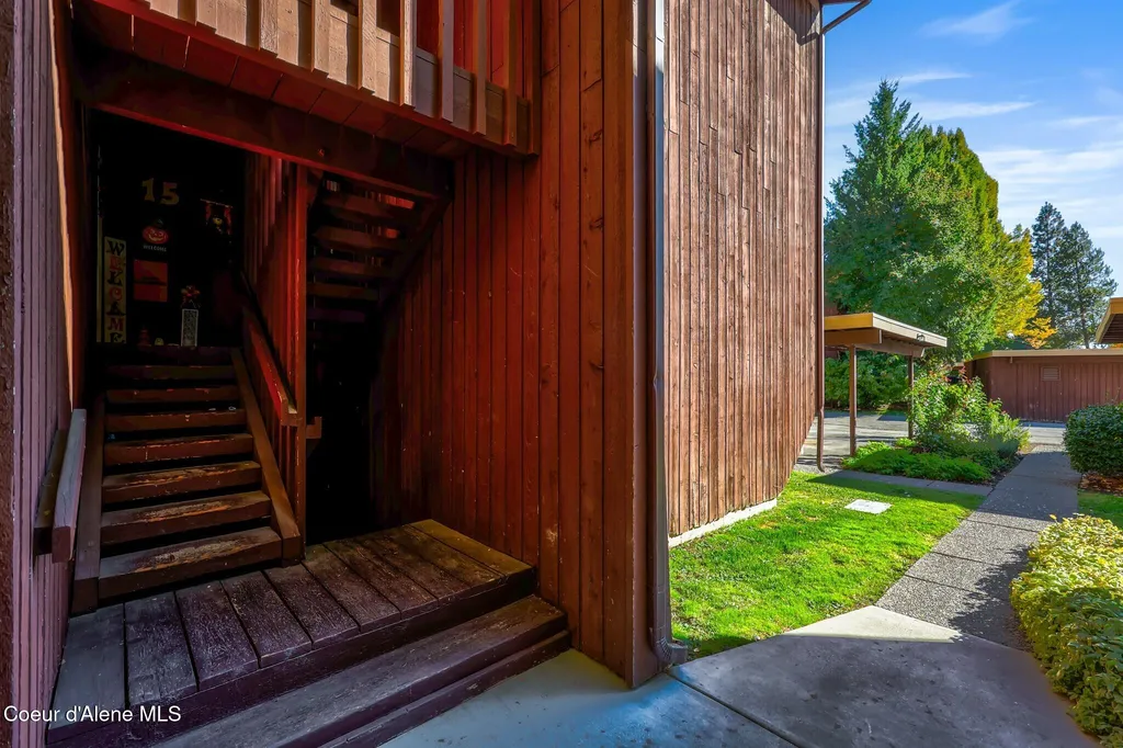 5305 W Fairway Lane Rathdrum ID 83858