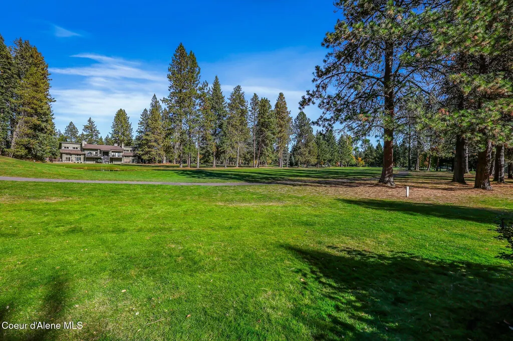 5305 W Fairway Lane Rathdrum ID 83858
