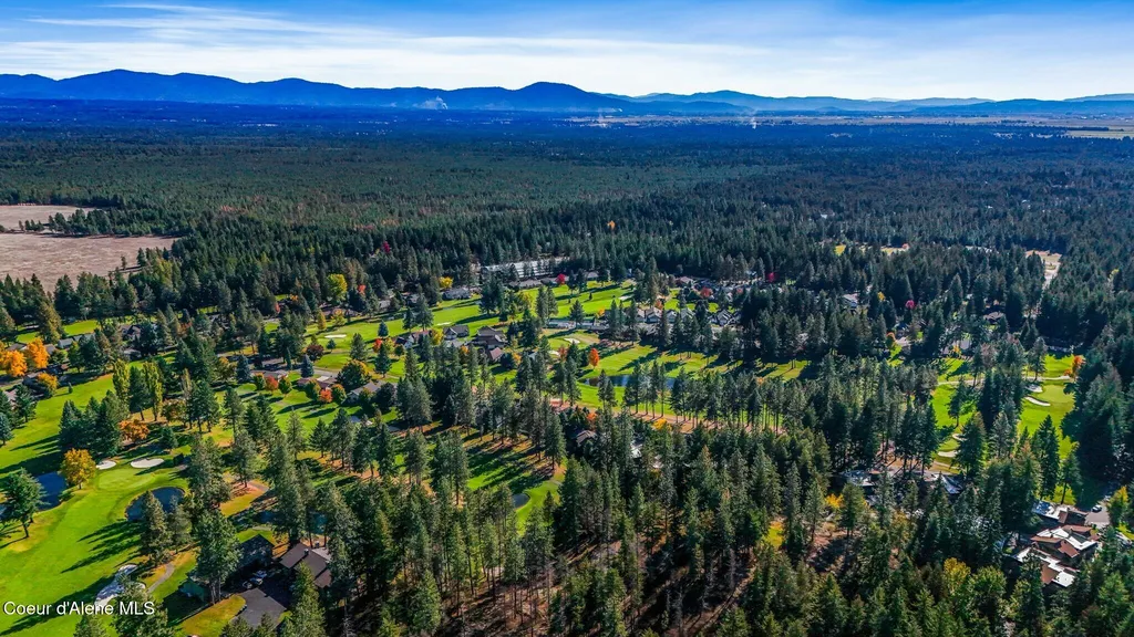 5305 W Fairway Lane Rathdrum ID 83858