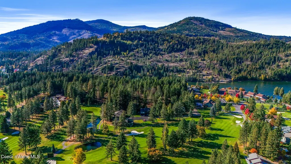 5305 W Fairway Lane Rathdrum ID 83858