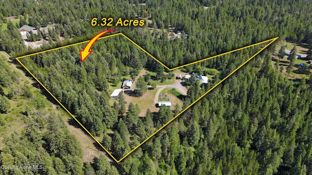 491 Pine View Lane Spirit Lake ID 83869