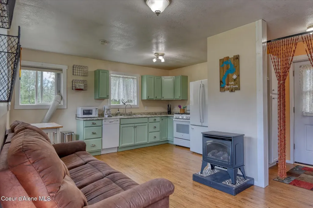 491 Pine View Lane Spirit Lake ID 83869
