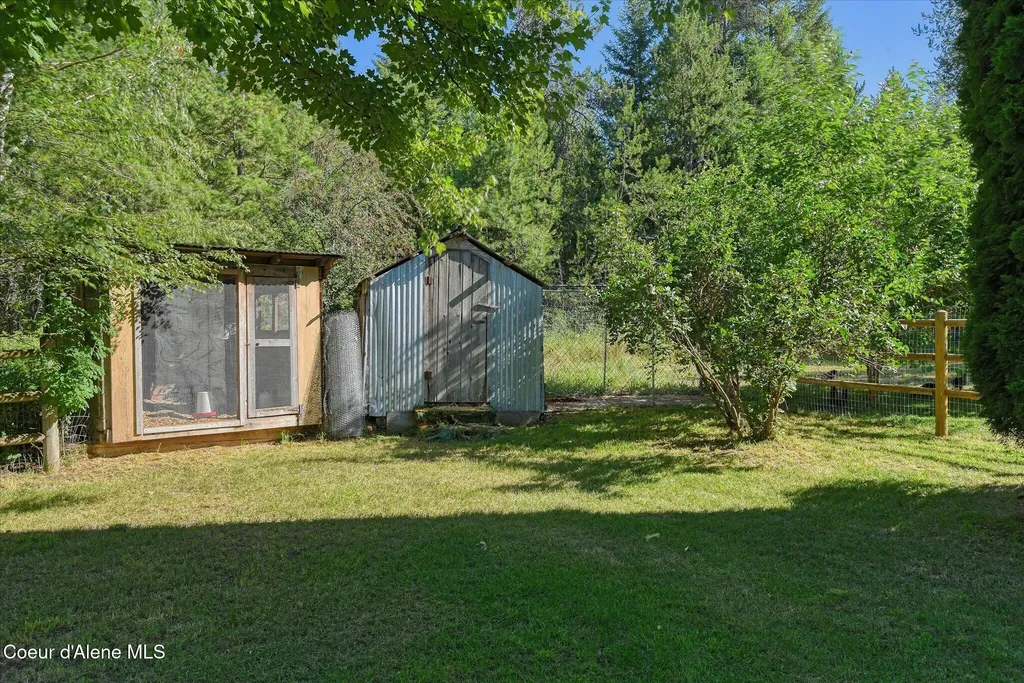 491 Pine View Lane Spirit Lake ID 83869
