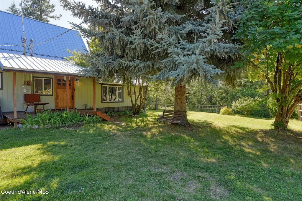 491 Pine View Lane Spirit Lake ID 83869