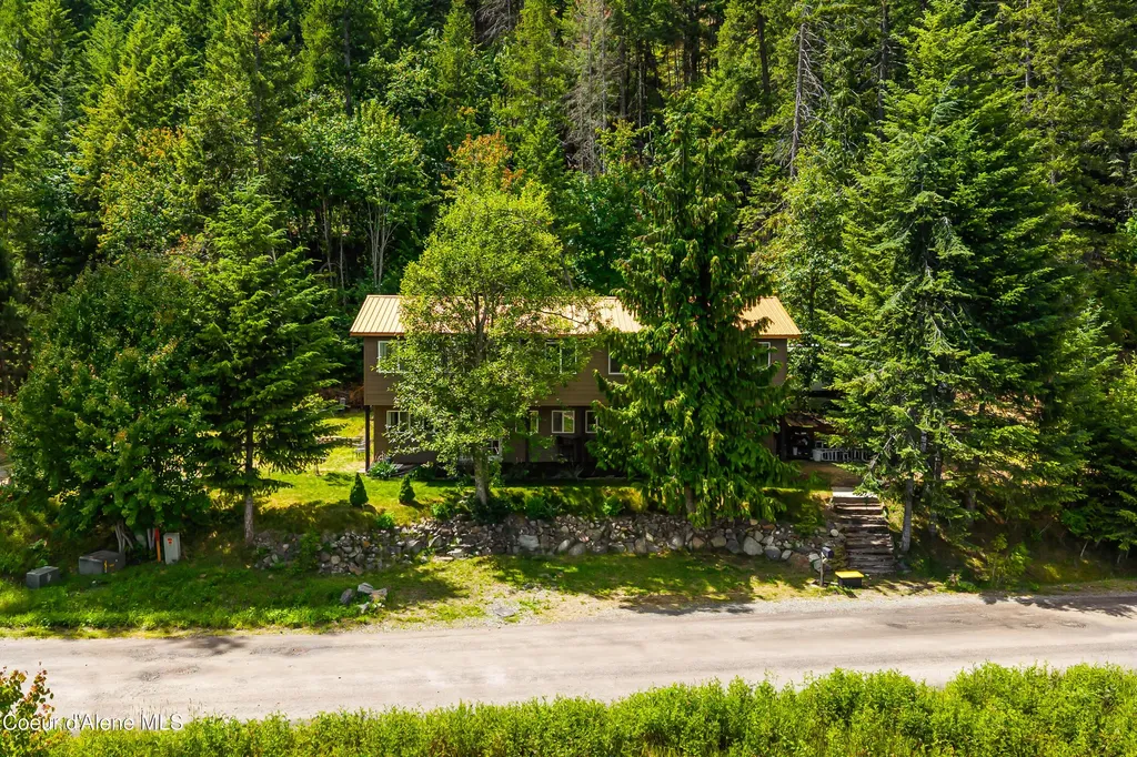 246 Midas Drive Sagle ID 83860