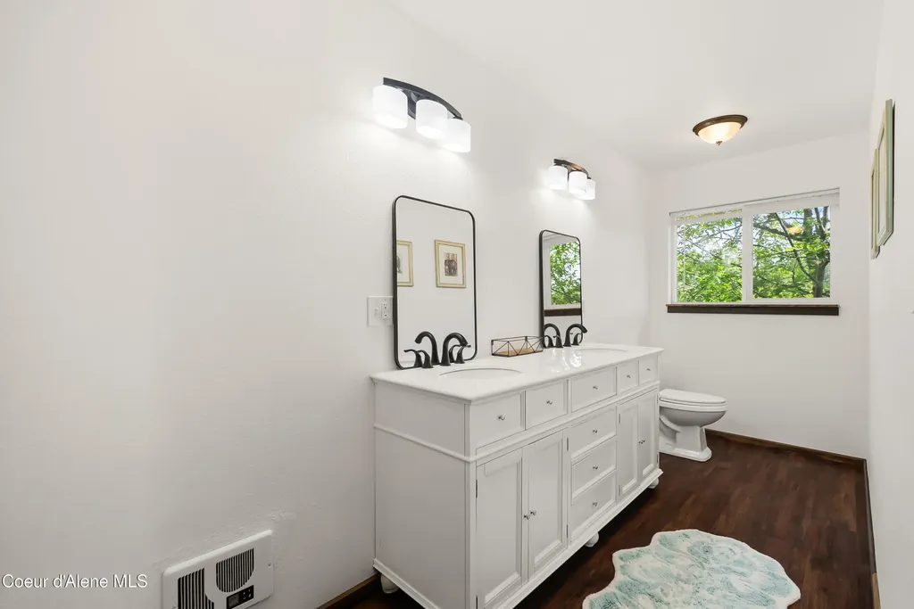 246 Midas Drive Sagle ID 83860