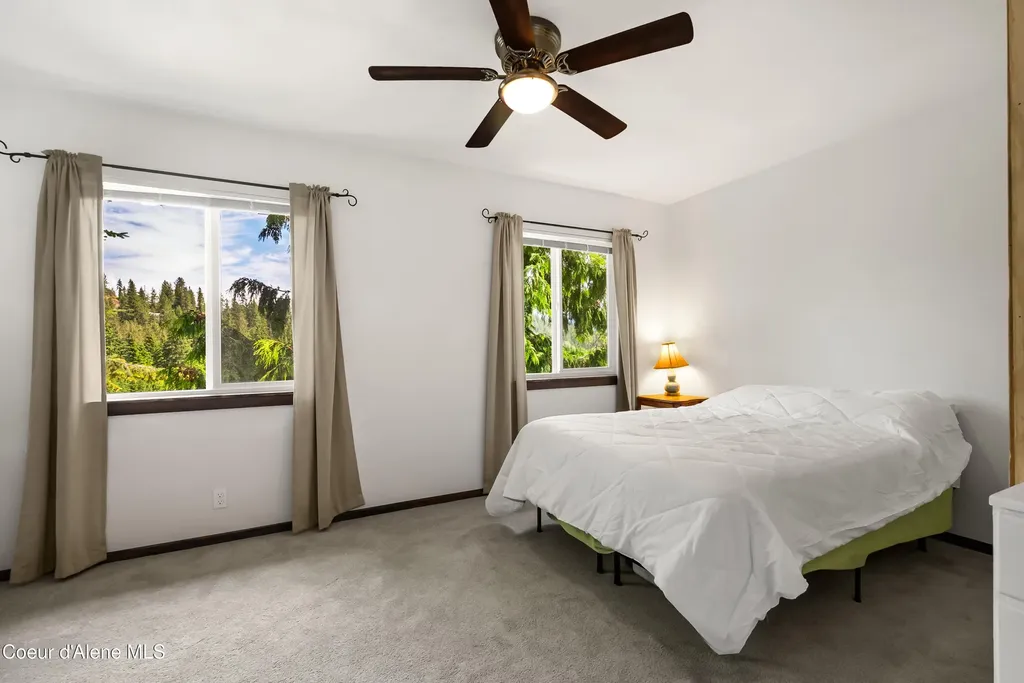 246 Midas Drive Sagle ID 83860
