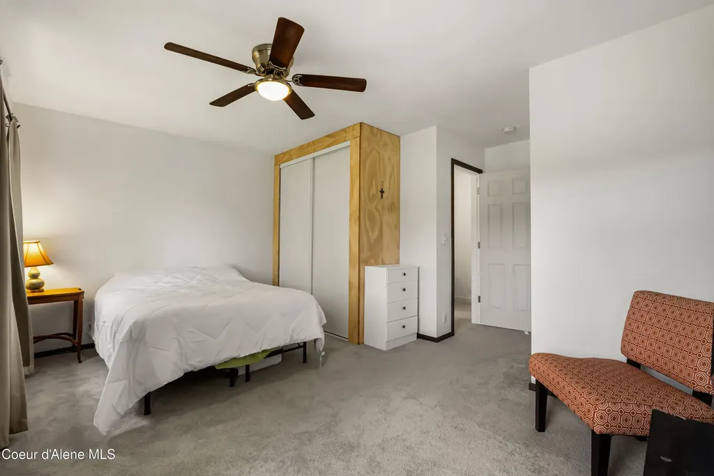 246 Midas Drive Sagle ID 83860