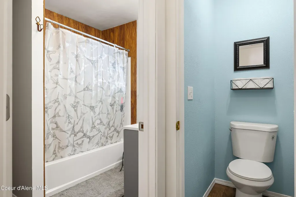 246 Midas Drive Sagle ID 83860