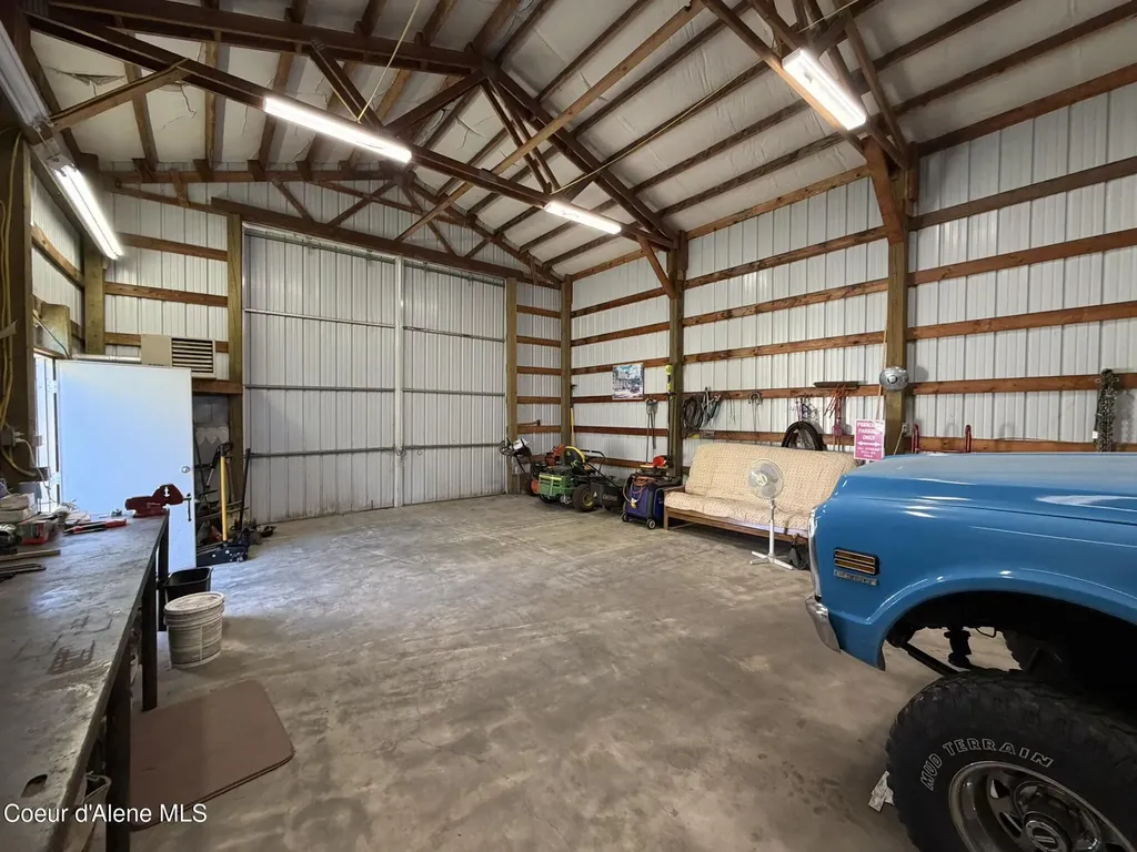 52 Meadowlark Drive Sagle ID 83860