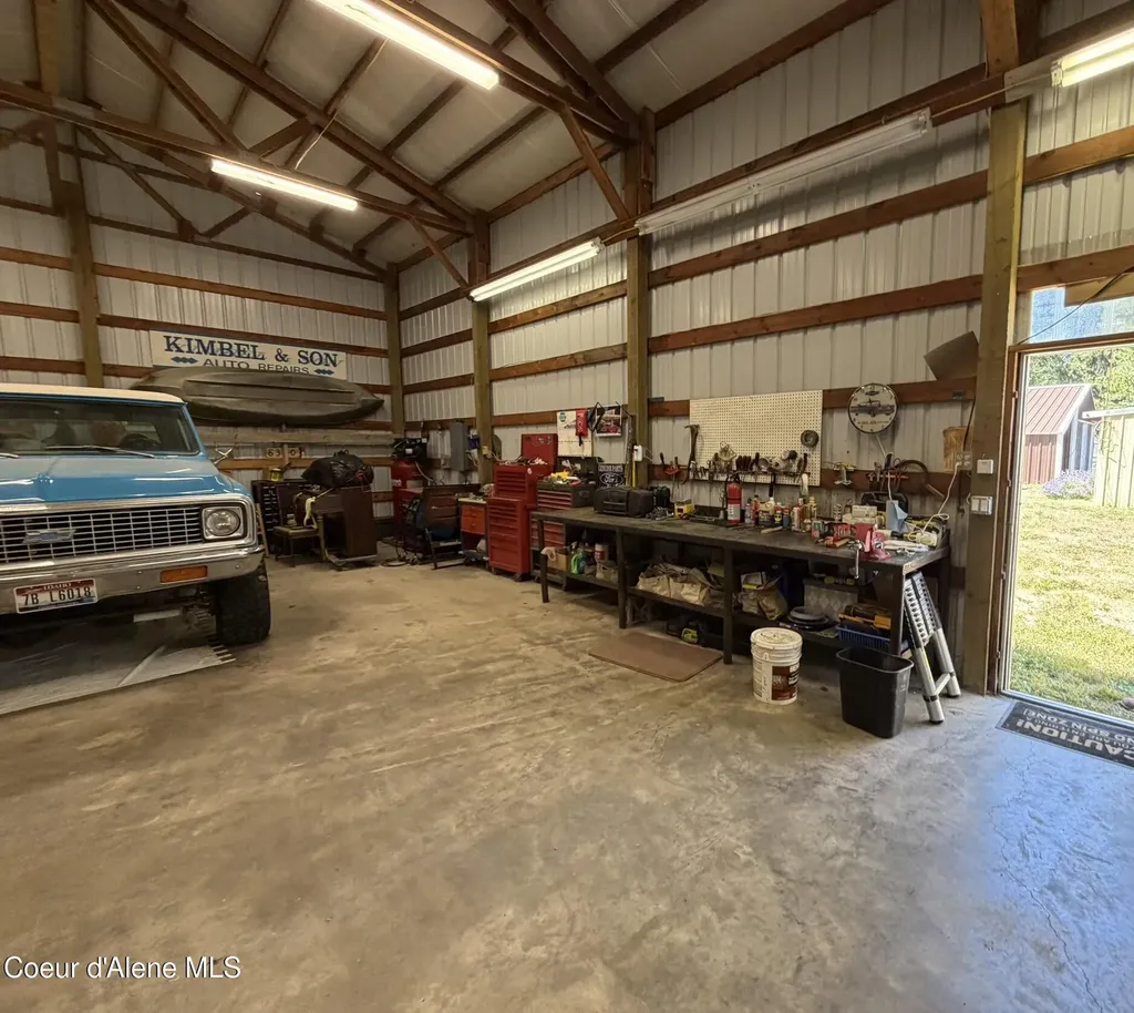 52 Meadowlark Drive Sagle ID 83860