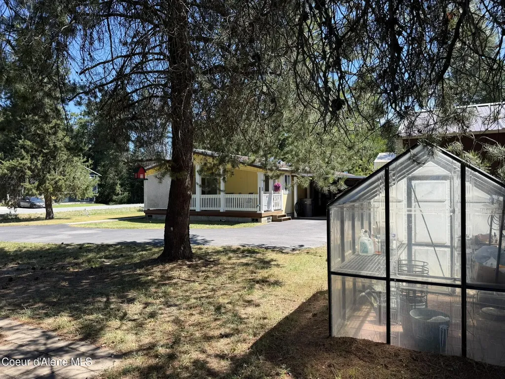 52 Meadowlark Drive Sagle ID 83860