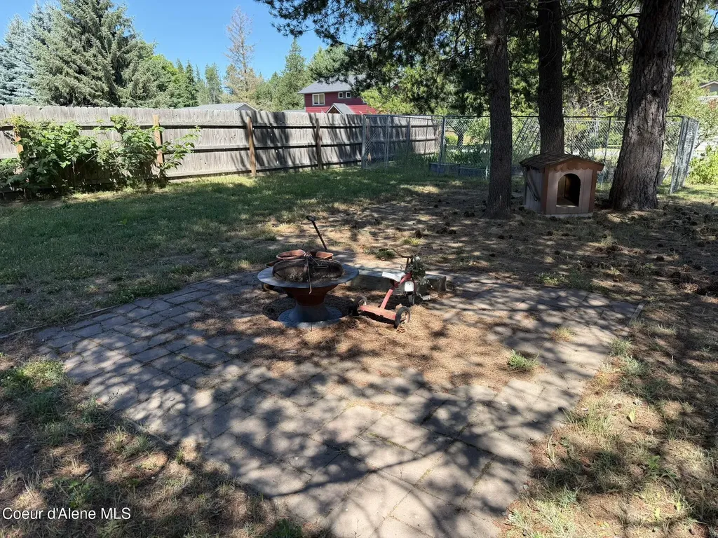 52 Meadowlark Drive Sagle ID 83860