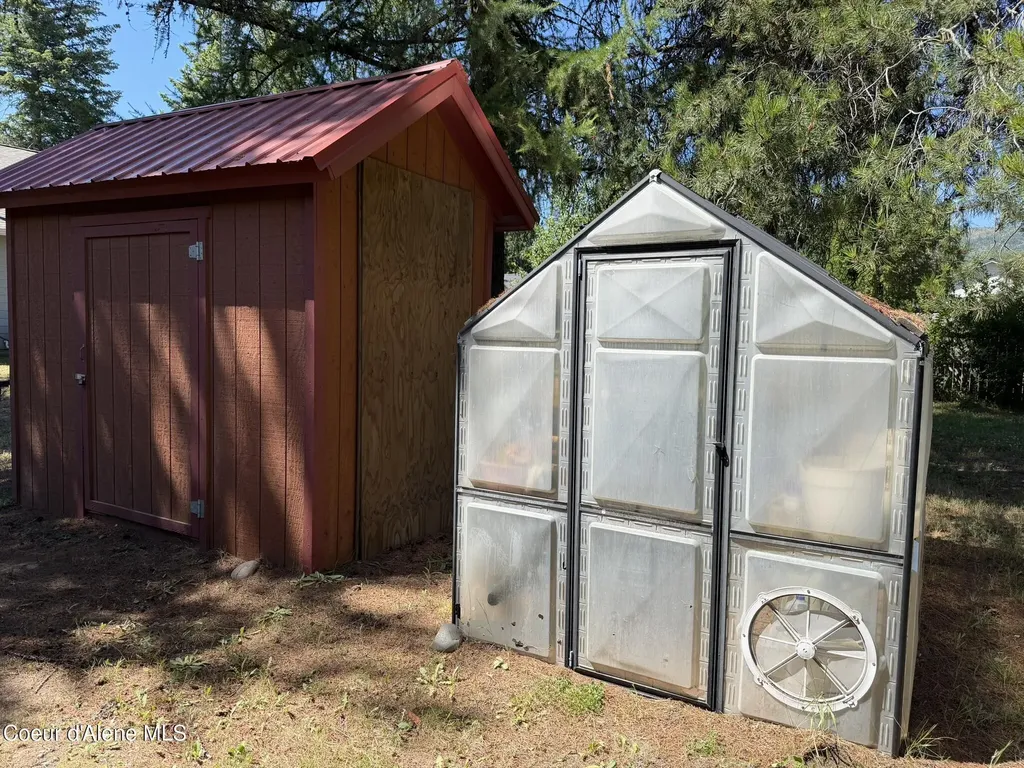 52 Meadowlark Drive Sagle ID 83860