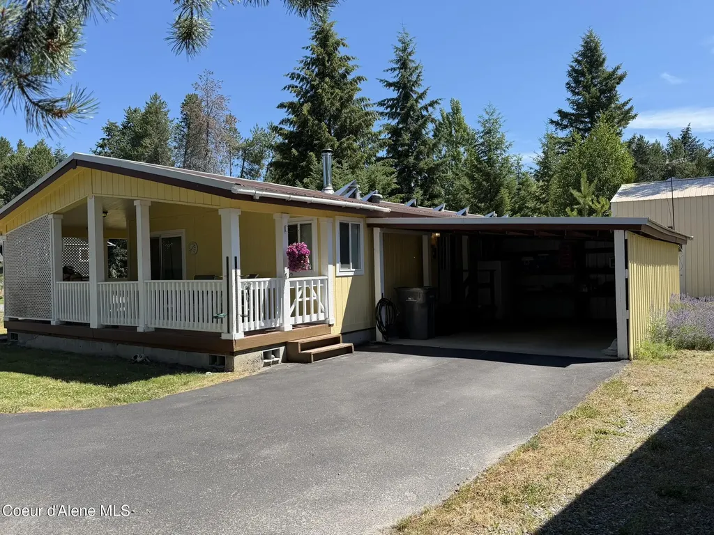 52 Meadowlark Drive Sagle ID 83860