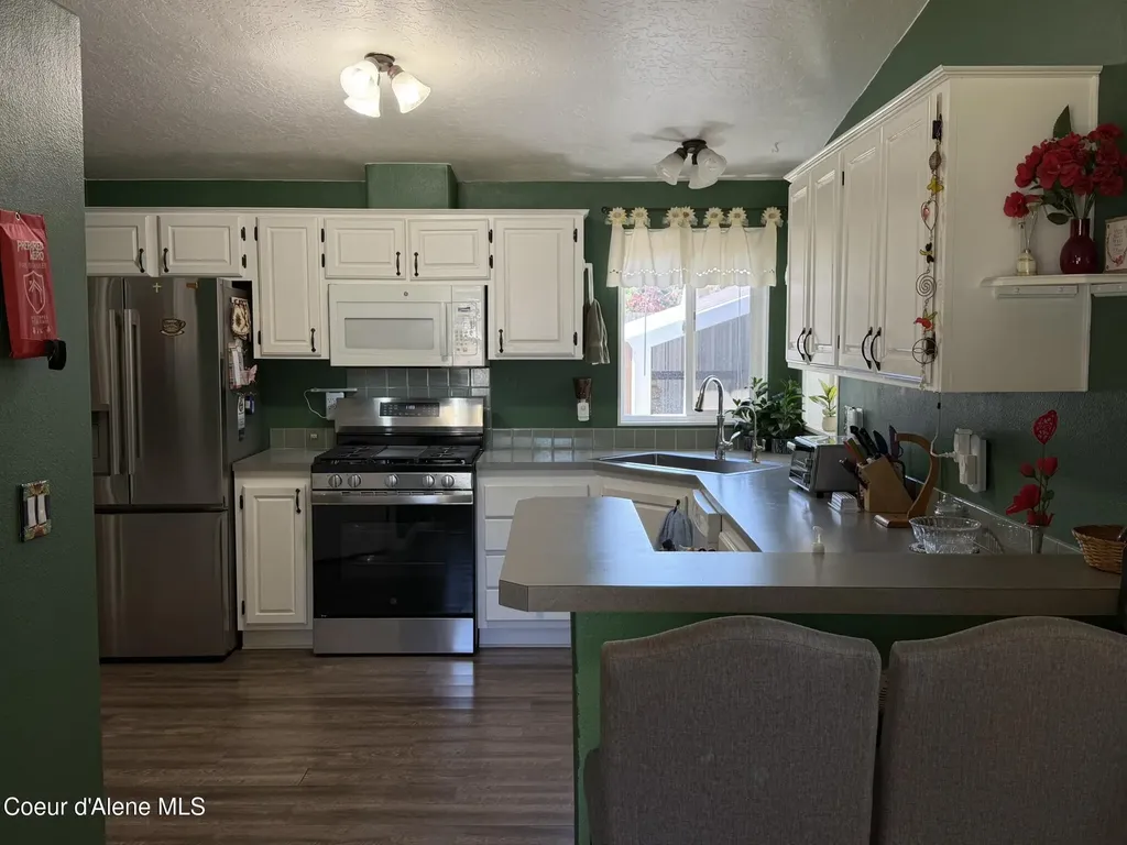 52 Meadowlark Drive Sagle ID 83860