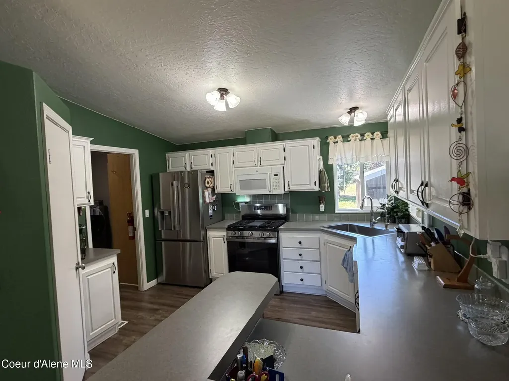 52 Meadowlark Drive Sagle ID 83860
