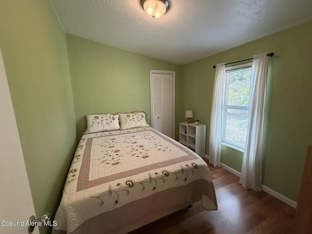 52 Meadowlark Drive Sagle ID 83860