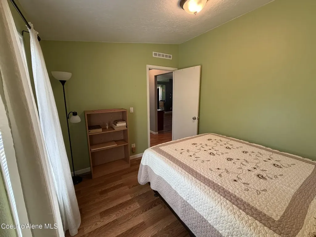 52 Meadowlark Drive Sagle ID 83860